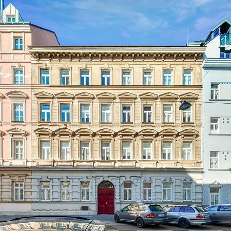 Апартаменты ⍟Luxurious And Bright⍟ 5 Min Walk To City Center Вена Экстерьер фото