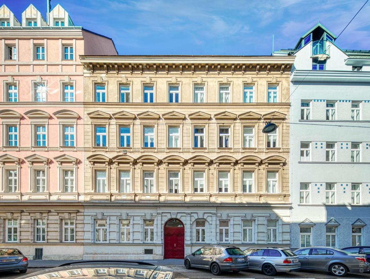 Апартаменты ⍟Luxurious And Bright⍟ 5 Min Walk To City Center Вена Экстерьер фото